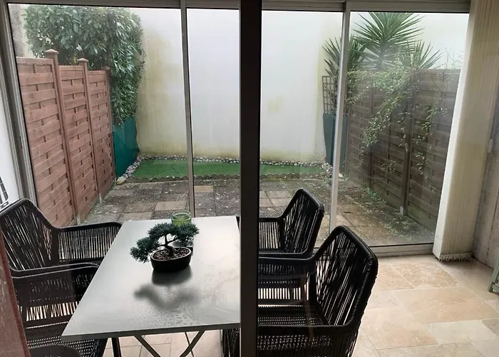 Le Petit Platane * Руайян